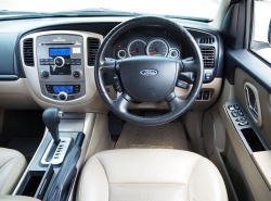 รถมือสอง FORD ESCAPE ปี 2012 สีขาว