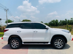 รถมือสอง TOYOTA FORTUNER ปี 2018 สีขาว