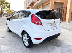 รถมือสอง FORD FIESTA ปี 2013 สีขาว