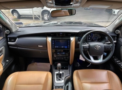 รถมือสอง TOYOTA FORTUNER ปี 2016 สีดำ