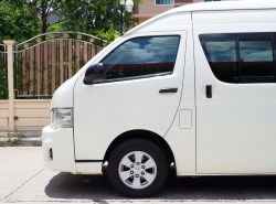 รถมือสอง TOYOTA HIACE ปี 2012 สีขาว