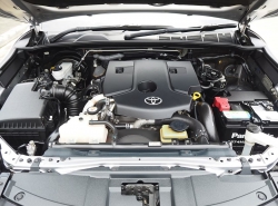 รถมือสอง TOYOTA FORTUNER ปี 2017 สีเทา