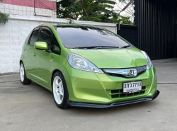 รถมือสอง HONDA JAZZ ปี 2014 สีเขียว
