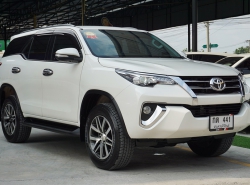 รถมือสอง TOYOTA FORTUNER ปี 2016 สีขาว