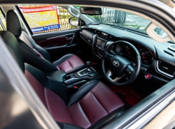 รถมือสอง TOYOTA FORTUNER ปี 2016 สีดำ