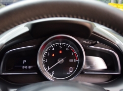 รถมือสอง MAZDA 2 ปี 2018 สีเทา