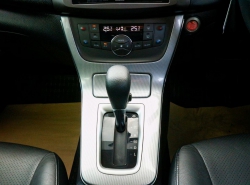 รถมือสอง NISSAN PULSAR ปี 2014 สีแดง