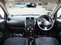 รถมือสอง NISSAN MARCH ปี 2017 สีเทา