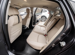 รถมือสอง HONDA CIVIC ปี 2016 สีเทา