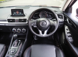 รถมือสอง MAZDA 3 ปี 2016 สีแดง