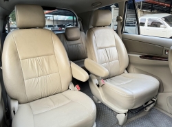 รถมือสอง TOYOTA INNOVA ปี 2012 สีขาว