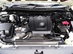 รถมือสอง MITSUBISHI TRITON ปี 2016 สีขาว