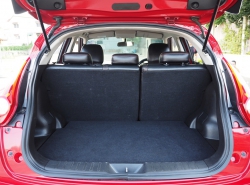 รถมือสอง NISSAN JUKE ปี 2014 สีแดง