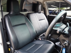 รถมือสอง TOYOTA HILUX REVO ปี 2015 สีขาว