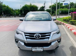 รถมือสอง TOYOTA FORTUNER ปี 2018 สีเทา