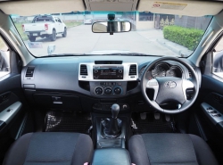 รถมือสอง TOYOTA HILUX VIGO ปี 2014 สีเทา