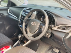 รถมือสอง TOYOTA YARIS ปี 2019 สีเทา
