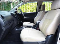 รถมือสอง ISUZU MU-X ปี 2017 สีบรอนซ์