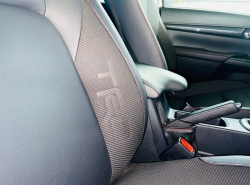 รถมือสอง TOYOTA HILUX REVO ปี 2017 สีขาว