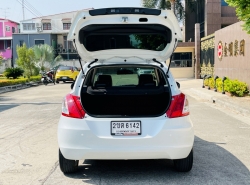 รถมือสอง SUZUKI SWIFT ปี 2012 สีขาว