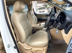 รถมือสอง HYUNDAI H-1 ปี 2017 สีขาว