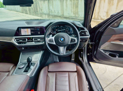รถมือสอง BMW 3 SERIES 330I ปี 2022 สีดำ