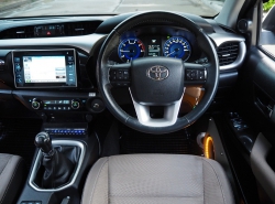 รถมือสอง TOYOTA HILUX REVO ปี 2015 สีดำ