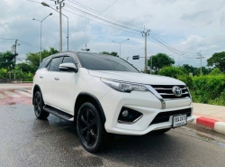 TOYOTA FORTUNER ปี 2017