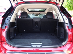 รถมือสอง NISSAN X-TRAIL ปี 2019 สีแดง