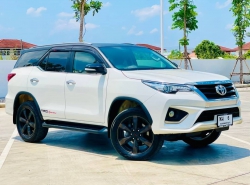 รถมือสอง TOYOTA FORTUNER ปี 2016 สีขาว