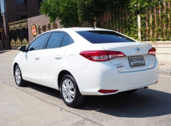 รถมือสอง TOYOTA YARIS ปี 2017 สีขาว