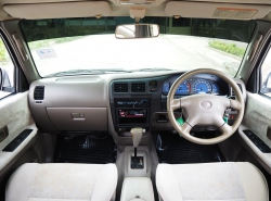 รถมือสอง TOYOTA SPORT CRUISER ปี 2003 สีน้ำตาล