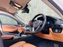 รถมือสอง BMW 5 SERIES 530I ปี 2019 สีขาว