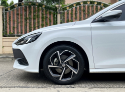 รถมือสอง MG 5 ปี 2022 สีขาว