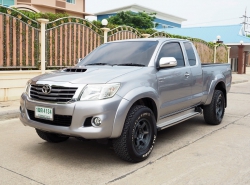 TOYOTA HILUX VIGO ปี 2015