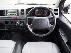 รถมือสอง TOYOTA HIACE ปี 2013 สีบรอนซ์