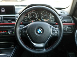 รถมือสอง BMW 3 SERIES 320D ปี 2013 สีขาว