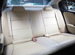 รถมือสอง HONDA CITY ปี 2016 สีบรอนซ์