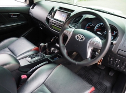 รถมือสอง TOYOTA FORTUNER ปี 2015 สีขาว