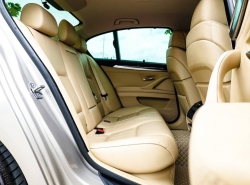 รถมือสอง BMW 5 SERIES 523I ปี 2011 สีบรอนซ์