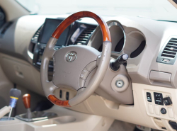 รถมือสอง TOYOTA FORTUNER ปี 2005 สีฟ้า