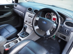 รถมือสอง FORD FOCUS ปี 2010 สีขาว