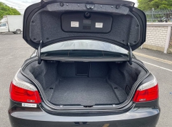 รถมือสอง BMW 5 SERIES 525I ปี 2009 สีดำ