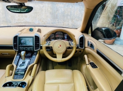 รถมือสอง PORSCHE CAYENNE ปี 2012 สีดำ