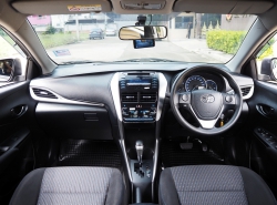 รถมือสอง TOYOTA YARIS ปี 2018 สีเทา