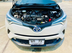 รถมือสอง TOYOTA CHR ปี 2019 สีขาว