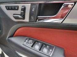 รถมือสอง MERCEDES-BENZ E-CLASS E220 ปี 2014 สีขาว