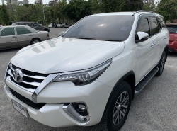 รถมือสอง TOYOTA FORTUNER ปี 2019 สีขาว