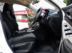 รถมือสอง MAZDA 2 ปี 2018 สีขาว