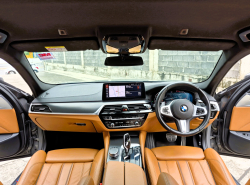 รถมือสอง BMW 5 SERIES 520D ปี 2021 สีเทา